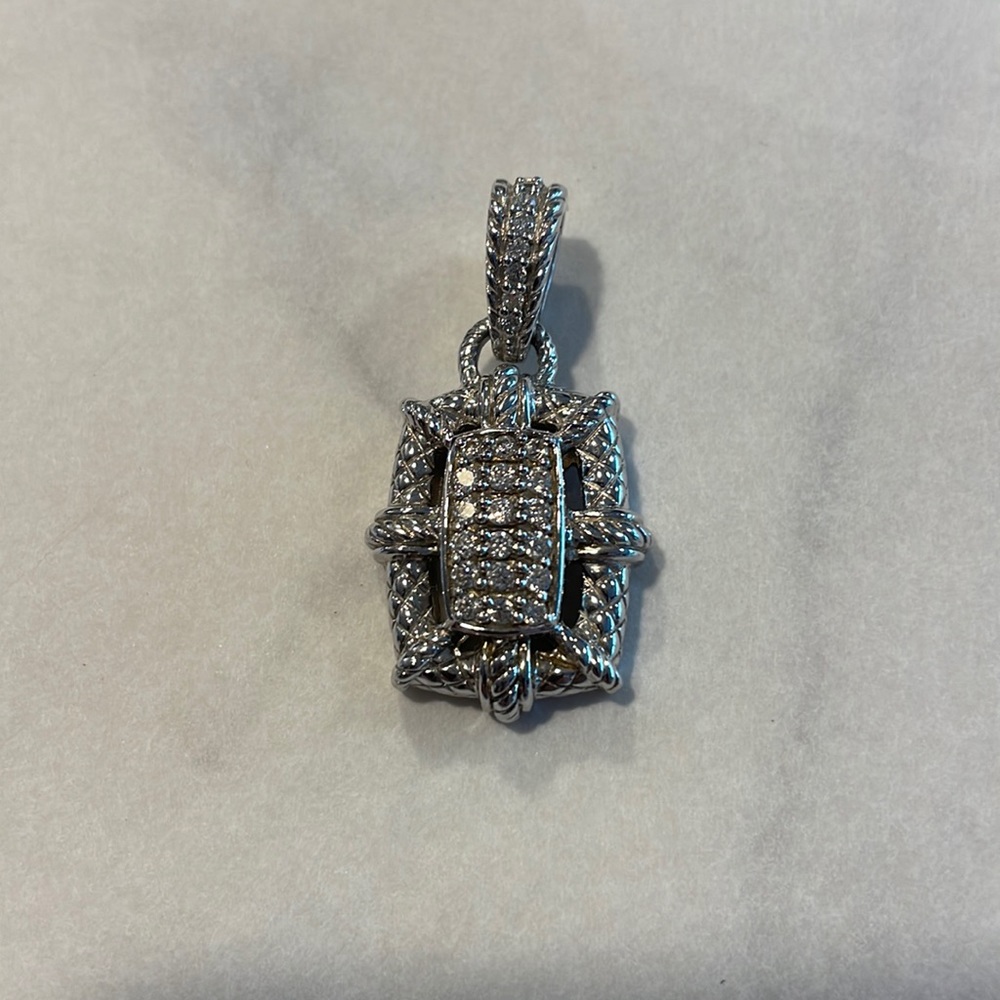 Judith Ripka Diamonique pendant